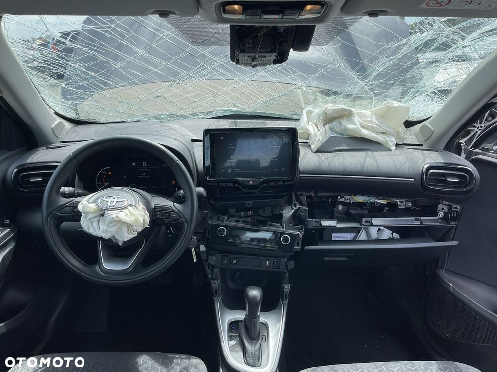 Toyota Yaris Cross Hybrid 1.5 Style AWD - 9