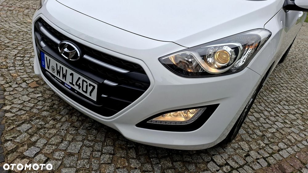 Hyundai i30 1.4 BlueDrive Comfort - 21
