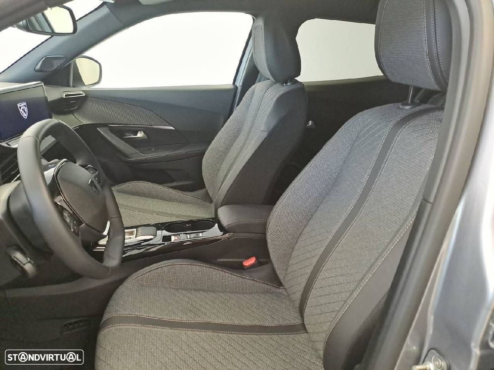 Peugeot e-2008 54 kWh Allure - 8