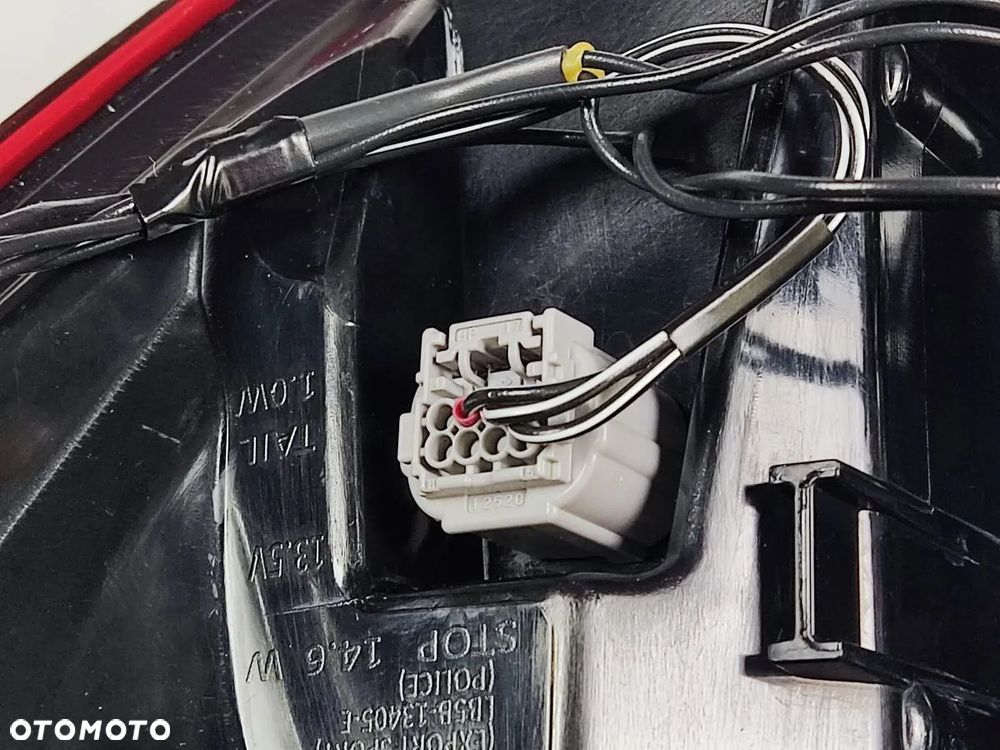 FORD EXPLORER od 2020r Lampa Tył Prawa Lewa - 15
