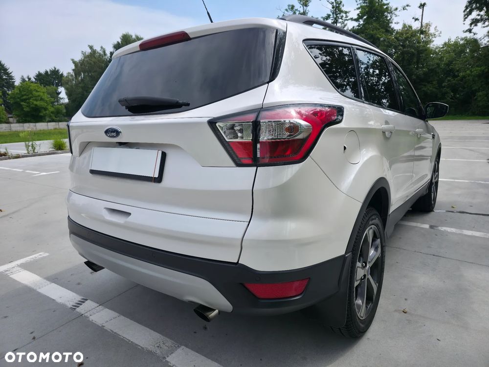Ford Kuga 1.5 EcoBoost AWD Titanium ASS - 4