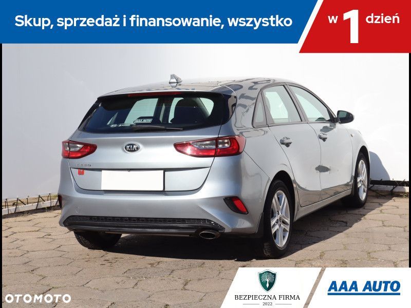 Kia Ceed - 6
