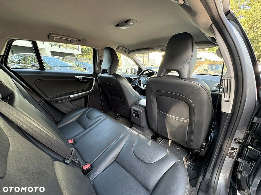 Volvo V60 D2 Drive-E Summum - 21
