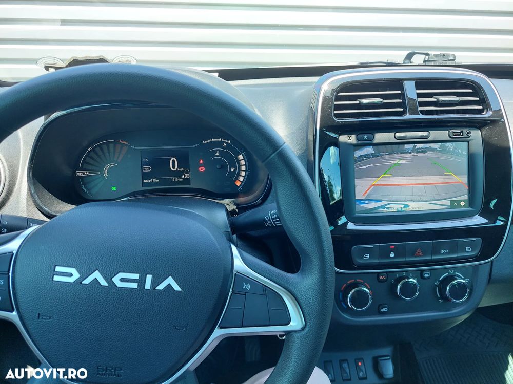 Dacia Spring Expression - 11