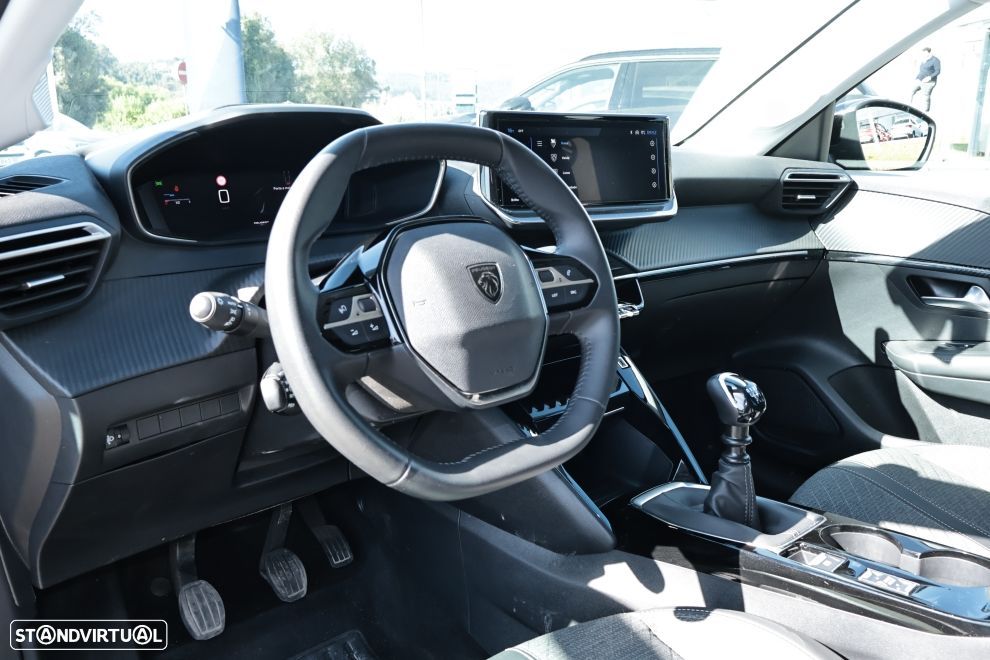 Peugeot 208 1.2 PureTech Allure - 13