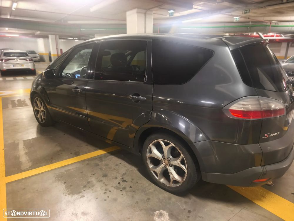 Ford S-Max 1.8 TDCi Titanium 7L - 29
