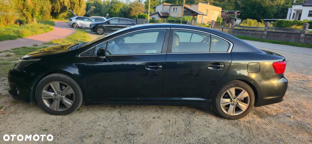 Toyota Avensis 2.0 D-4D Premium - 10