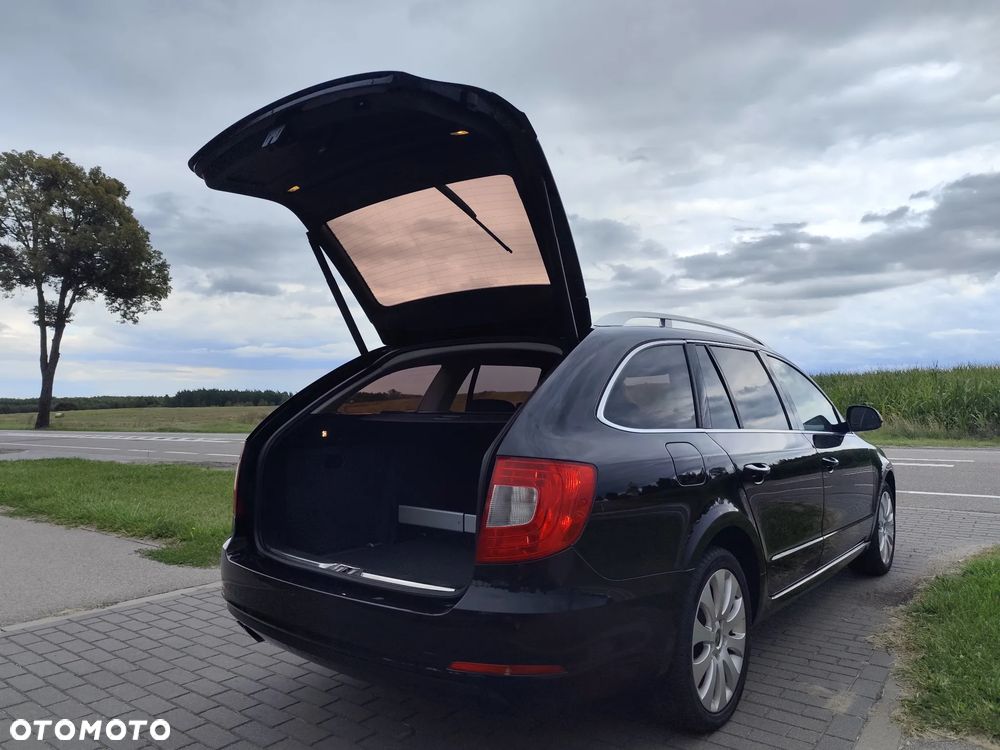 Skoda Superb 2.0 TDI Ambition - 15