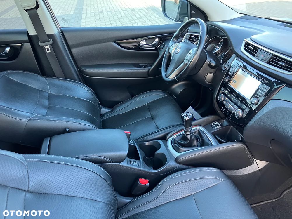 Nissan Qashqai 1.2 DIG-T N-Connecta EU6 - 36