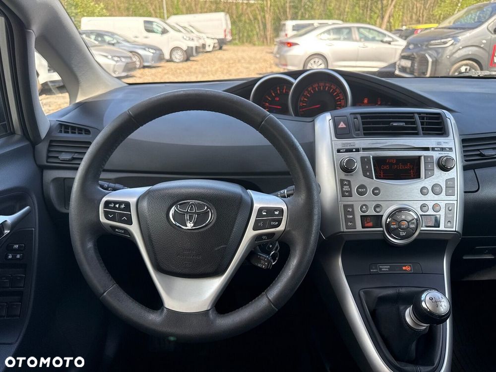 Toyota Verso 2.0 D-4D Premium 7os - 12
