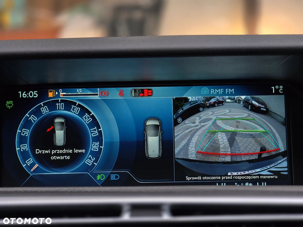 Citroën C4 Grand Picasso - 23