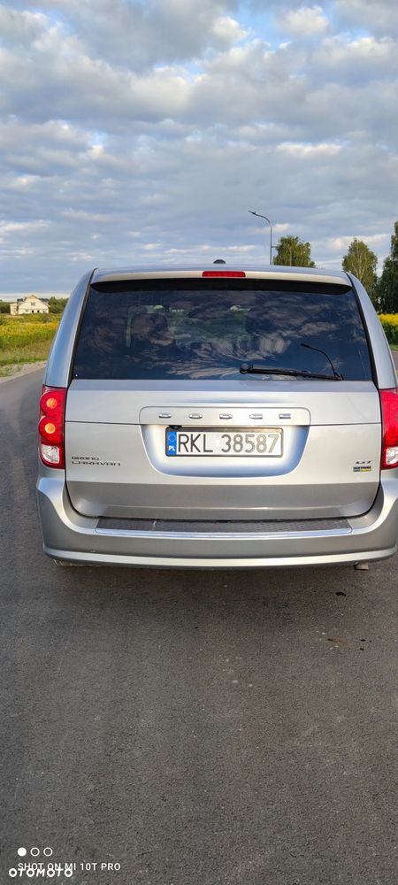 Dodge Grand Caravan - 7