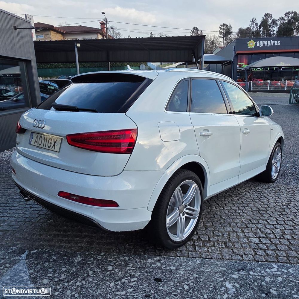 Audi Q3 2.0 TDI quattro S-line S-tronic - 2