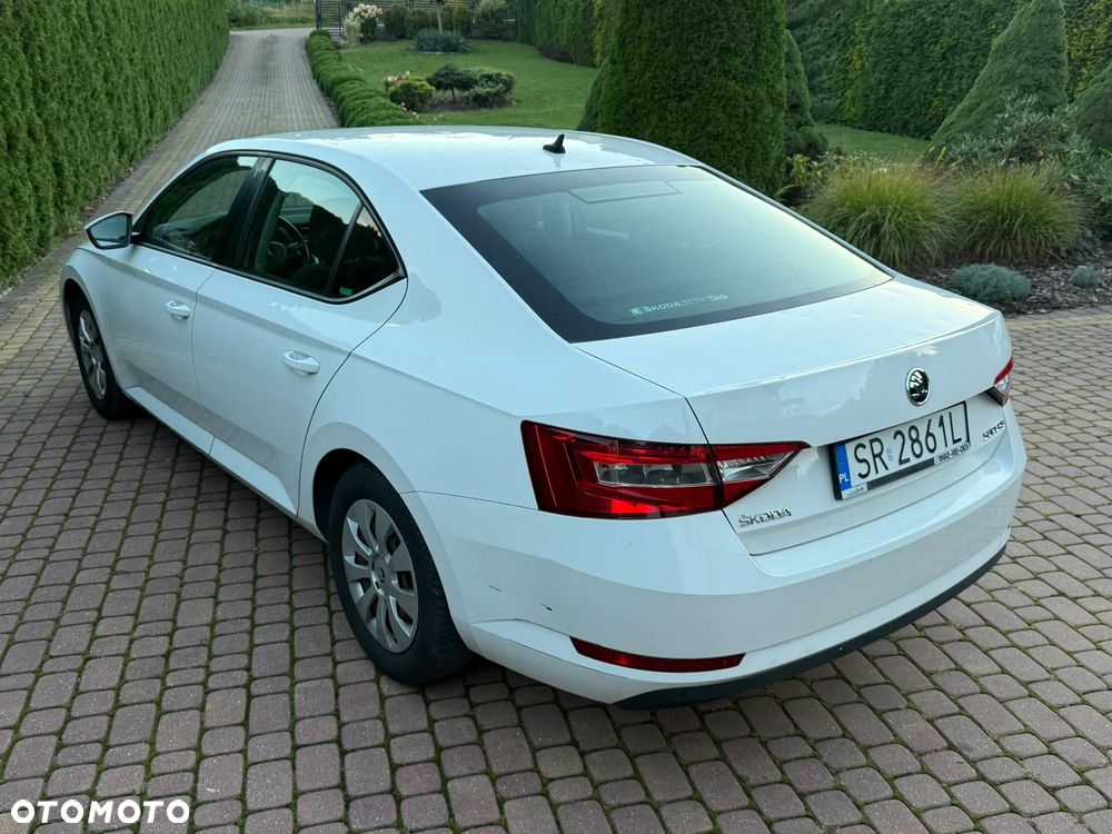 Skoda Superb - 12