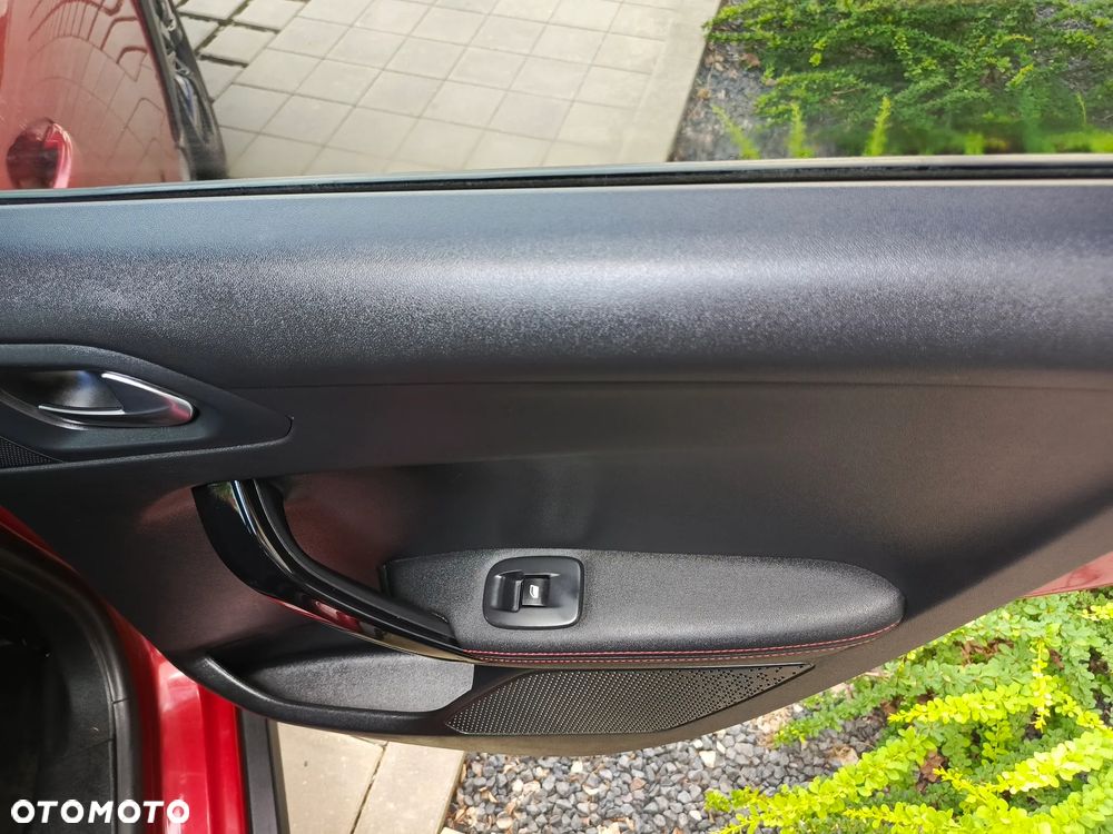 Peugeot 2008 PureTech 130 GPF Stop&Start Allure - 26