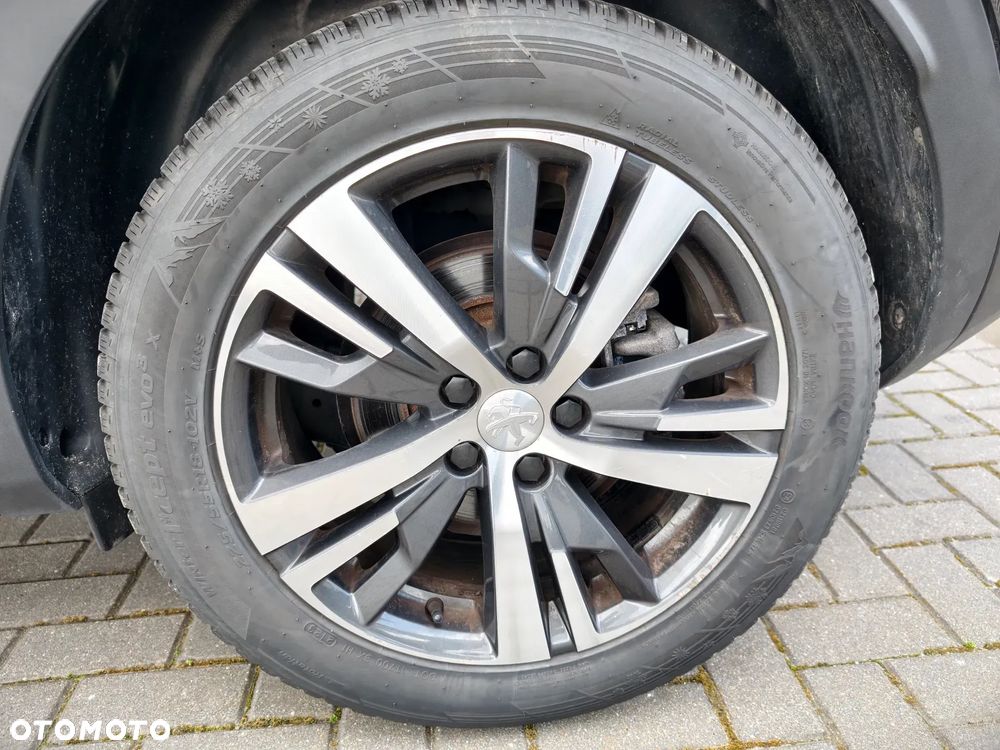 Peugeot 3008 1.5 BlueHDi Allure S&S EAT8 - 24