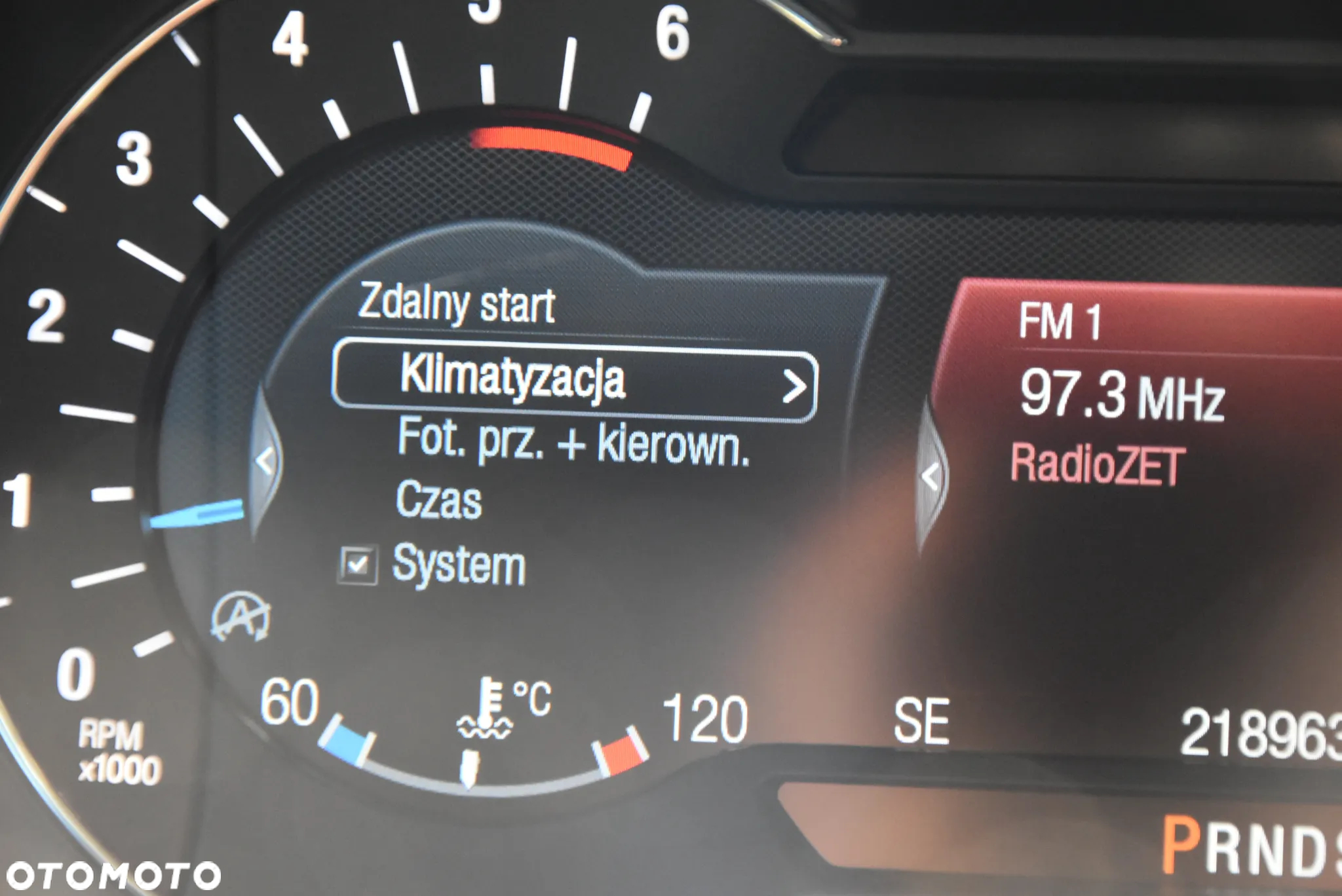 Ford S-Max 2.0 EcoBlue ST-Line - 25