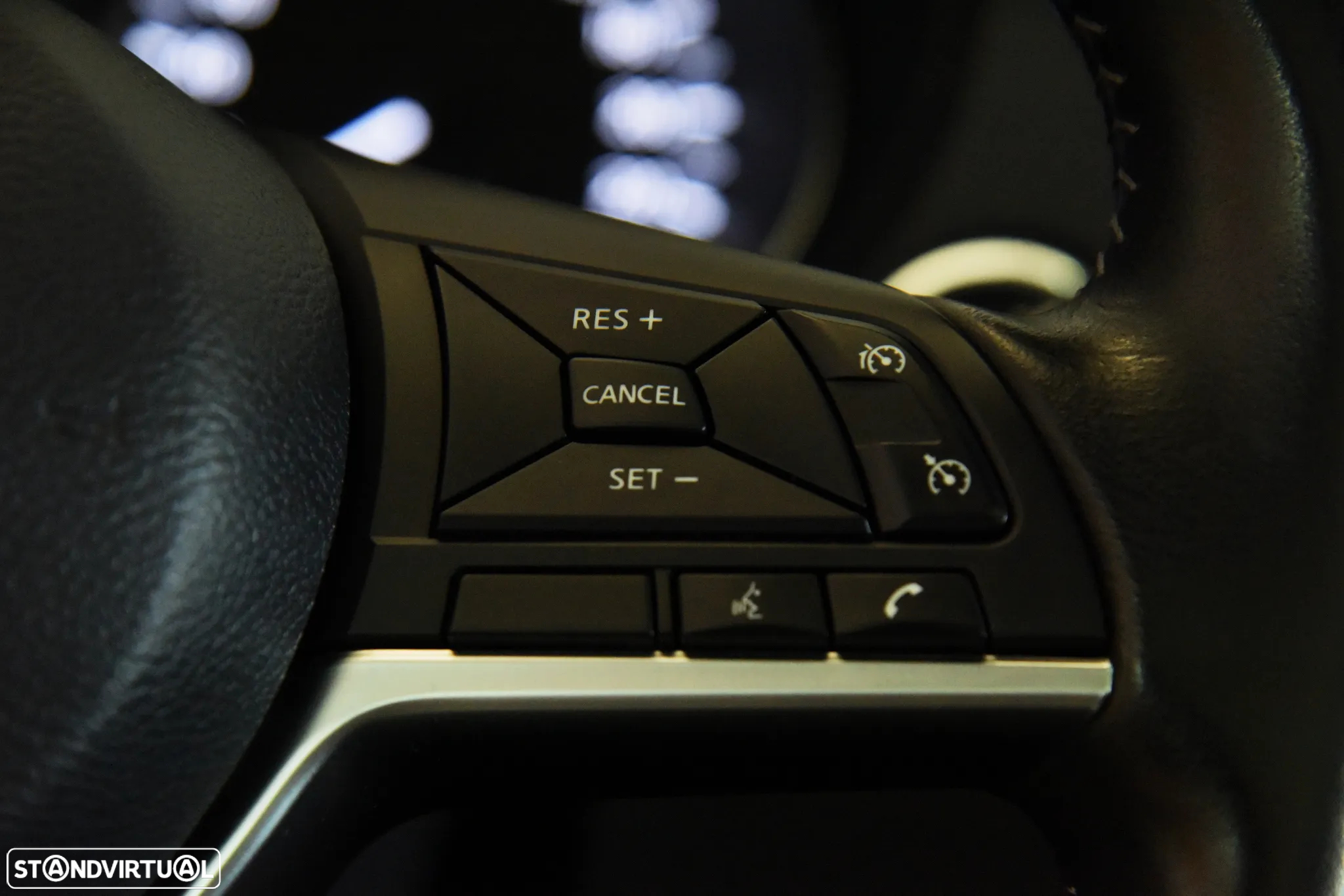 Nissan Qashqai 1.3 DIG-T N-Connecta - 17