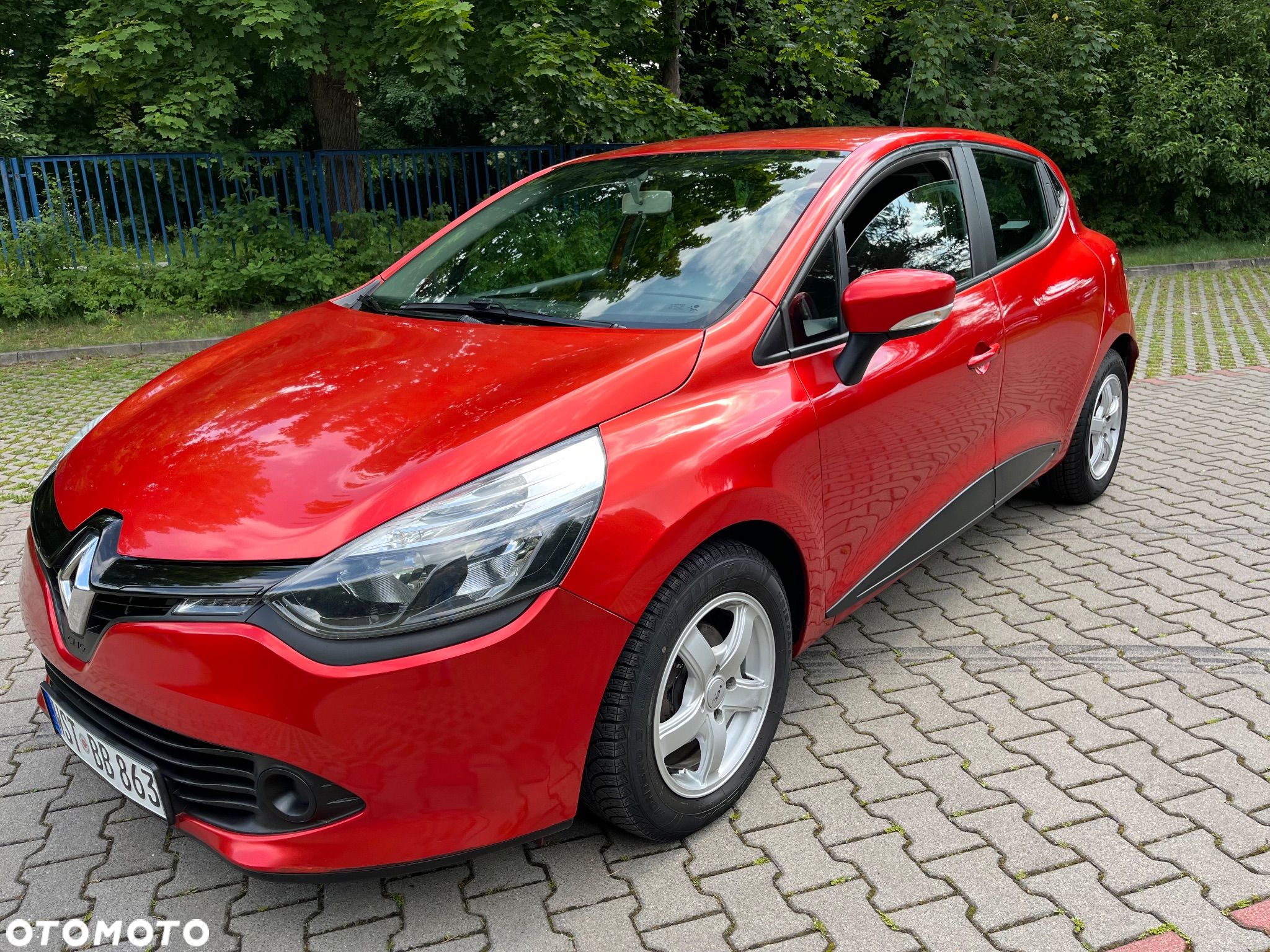 Renault Clio - 1