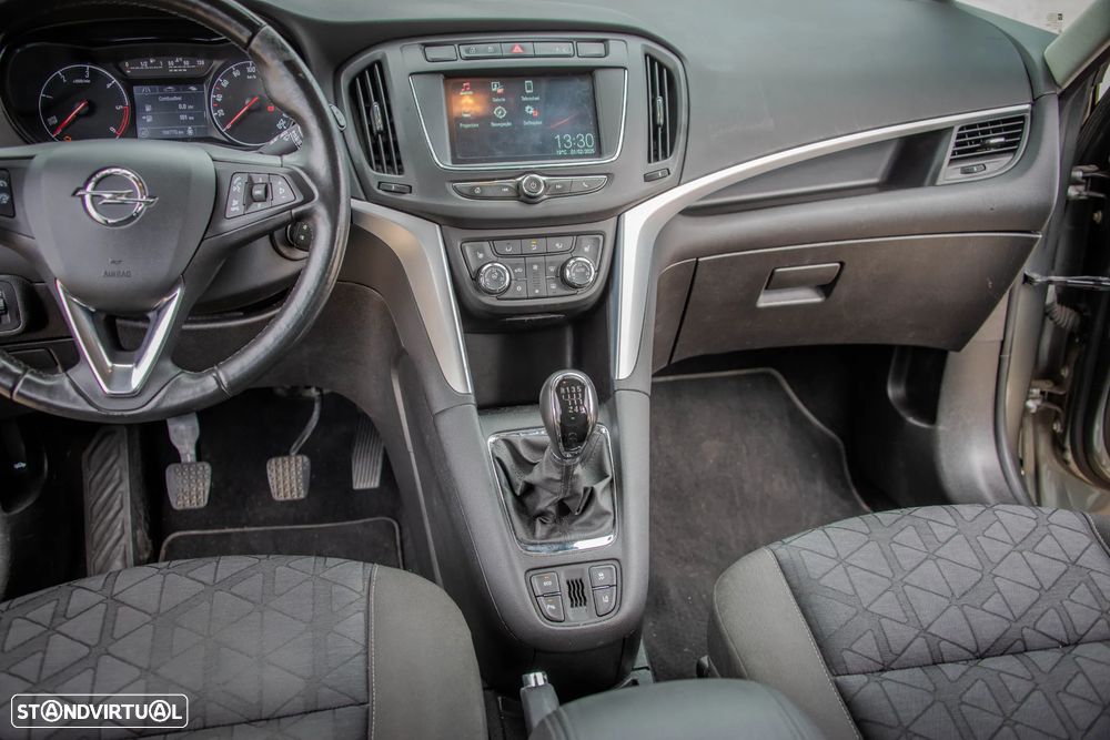 Opel Zafira 1.6 CDTi Cosmo - 30