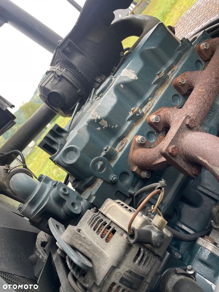 Terex Ta3.sh Wozidło 3 tony. 4x4. OBROTOWA koleba 1500 mtg. 2017 rok. Automat jazda. Maszyna Jak nówka z salonu. Silnik Kubota 4 cylindry! Z upadłości Norweskiego Gospodarstwa. Pełne sterowanie dżojstik REWERS HYDROSTATIC. Opony zero zużycia. Aktualna DEKRA BMWT. Pełny Oryginał Fabryczny Lakier w każdym miejscu! Ani deka luzu wycieku. Oswietlenie Fabryczne Full opcja.  Szybka wolna jazda. WIELKA OKAZJA  Tanio! - 16