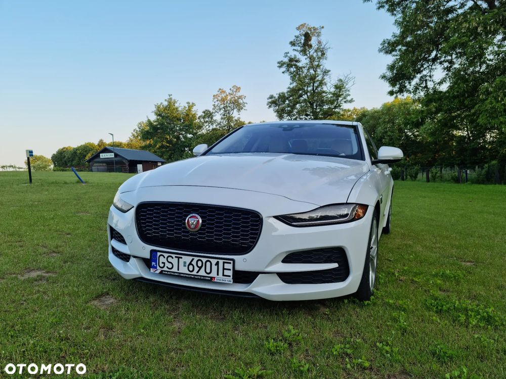 Jaguar XE 2.0 P250 S - 10