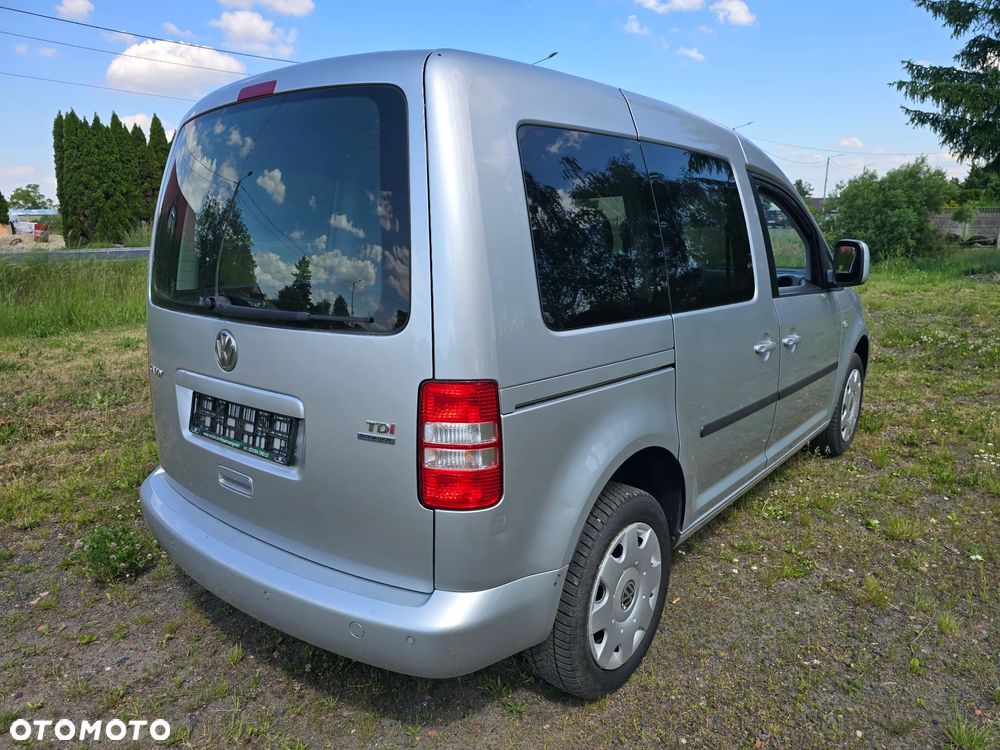 Volkswagen Caddy Trendline DSG - 14