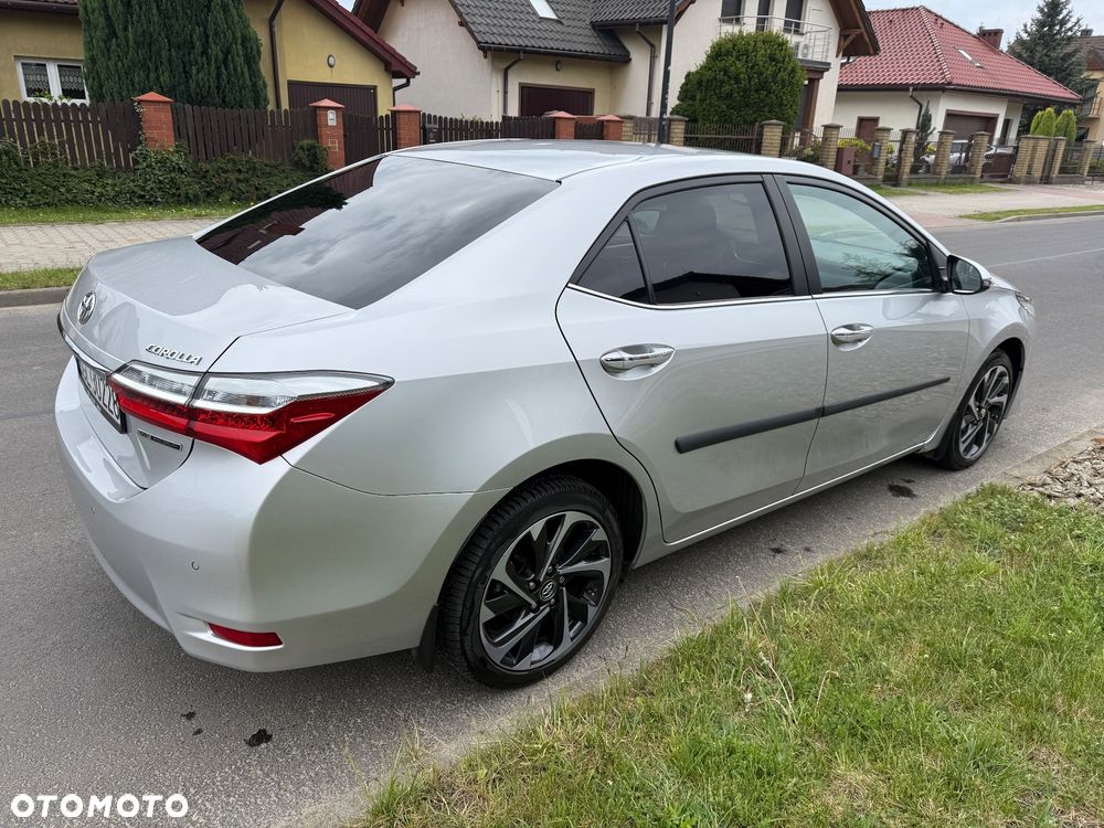 Toyota Corolla 1.6 50th Anniversary - 7