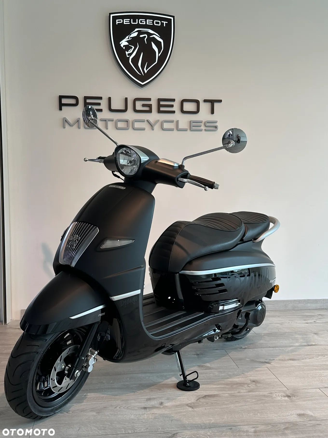 Peugeot Django - 1