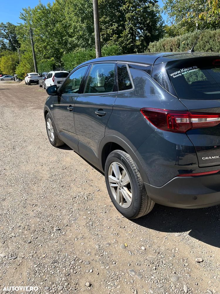 Opel Grandland X 1.2 Turbo START/STOP Aut. Innovation - 10