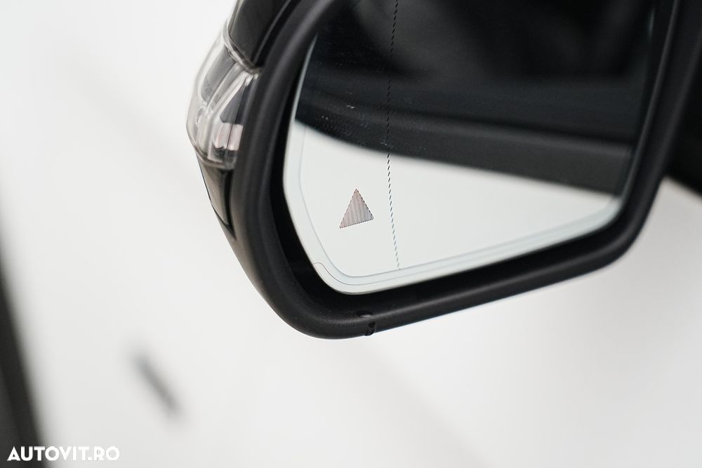 Mercedes-Benz GLC 300 e 4MATIC - 33