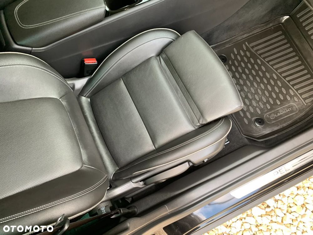 Opel Insignia - 36