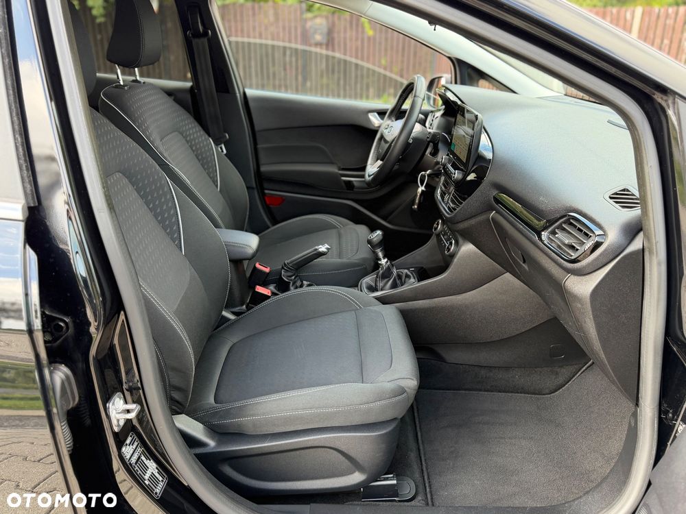 Ford Fiesta 1.0 EcoBoost S&S TITANIUM - 18