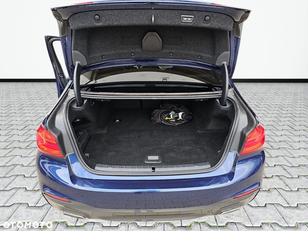 BMW Seria 5 - 32