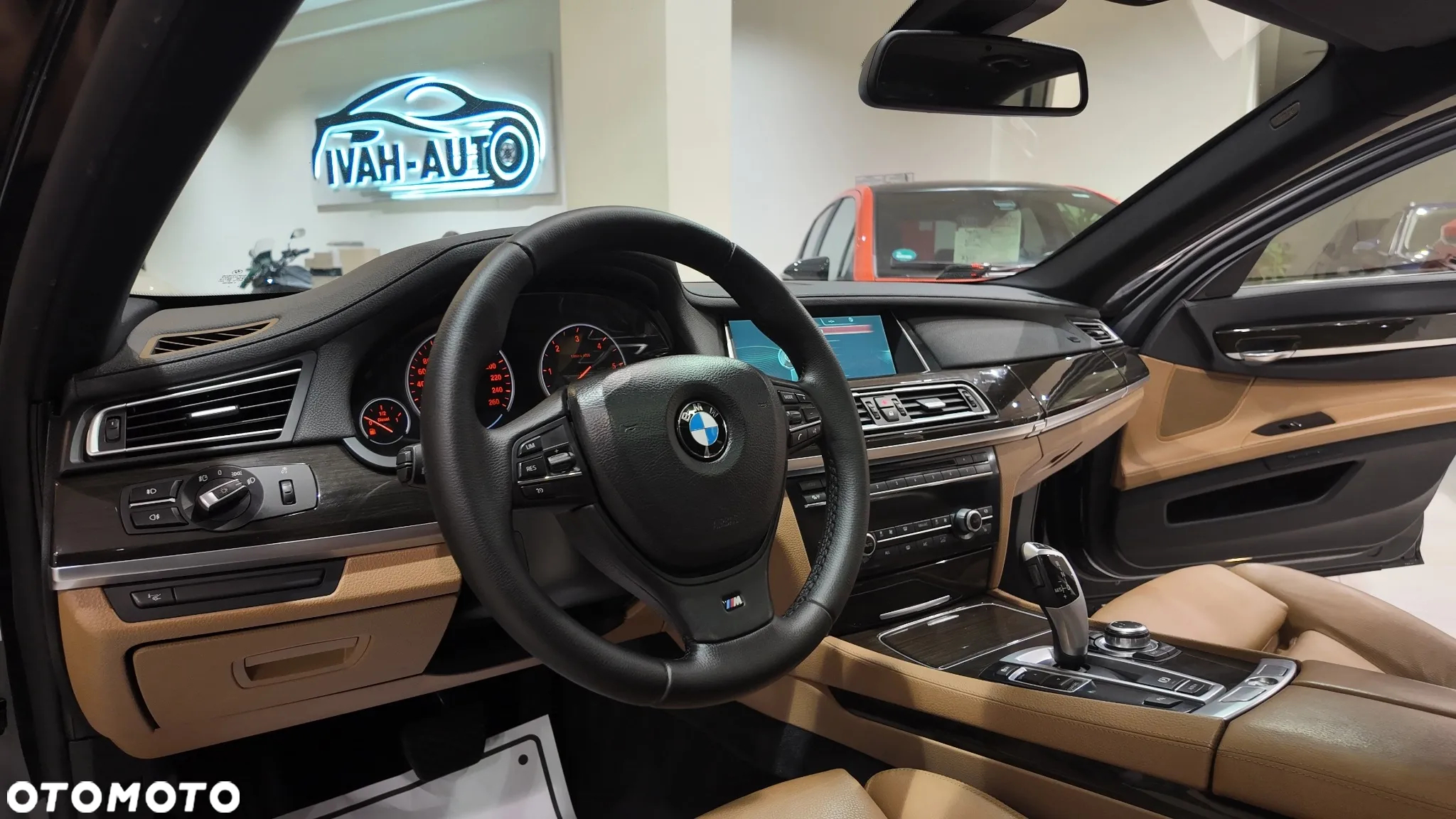 BMW Seria 7 730d xDrive - 25