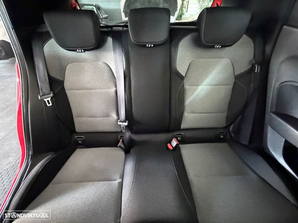 Renault Clio 1.6 E-Tech Edition One - 28