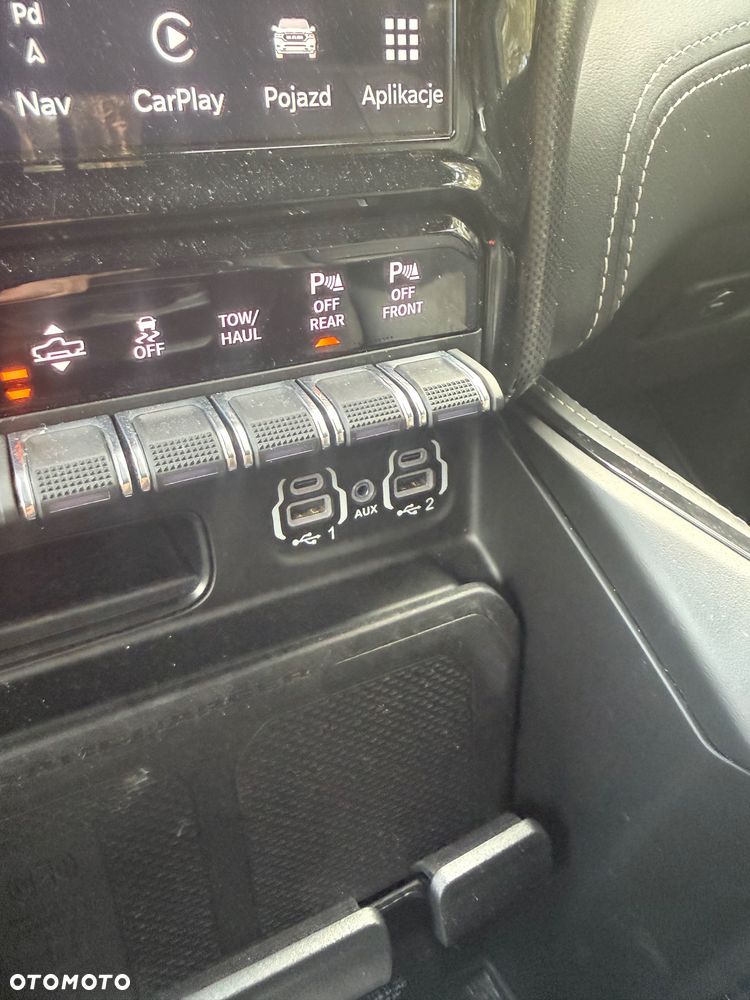 Dodge RAM 5.7 4x4 - 14