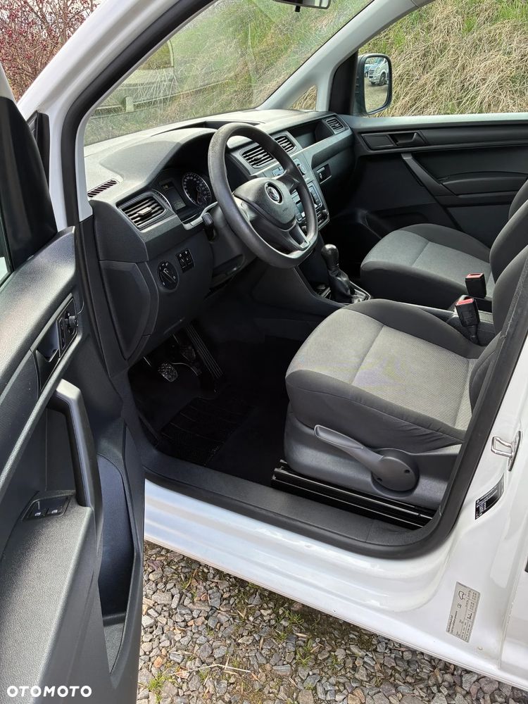 Volkswagen CADDY - 9