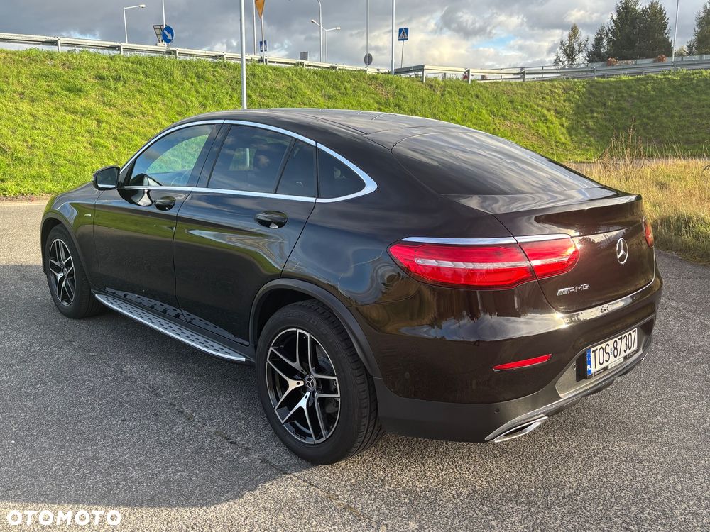 Mercedes-Benz GLC Coupe 250 4-Matic - 4