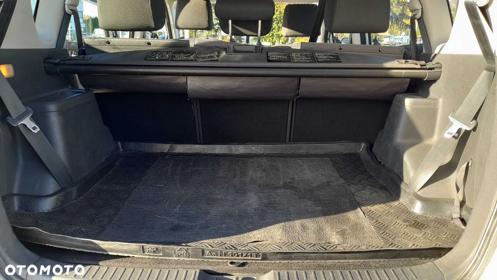 Toyota Corolla Verso - 7