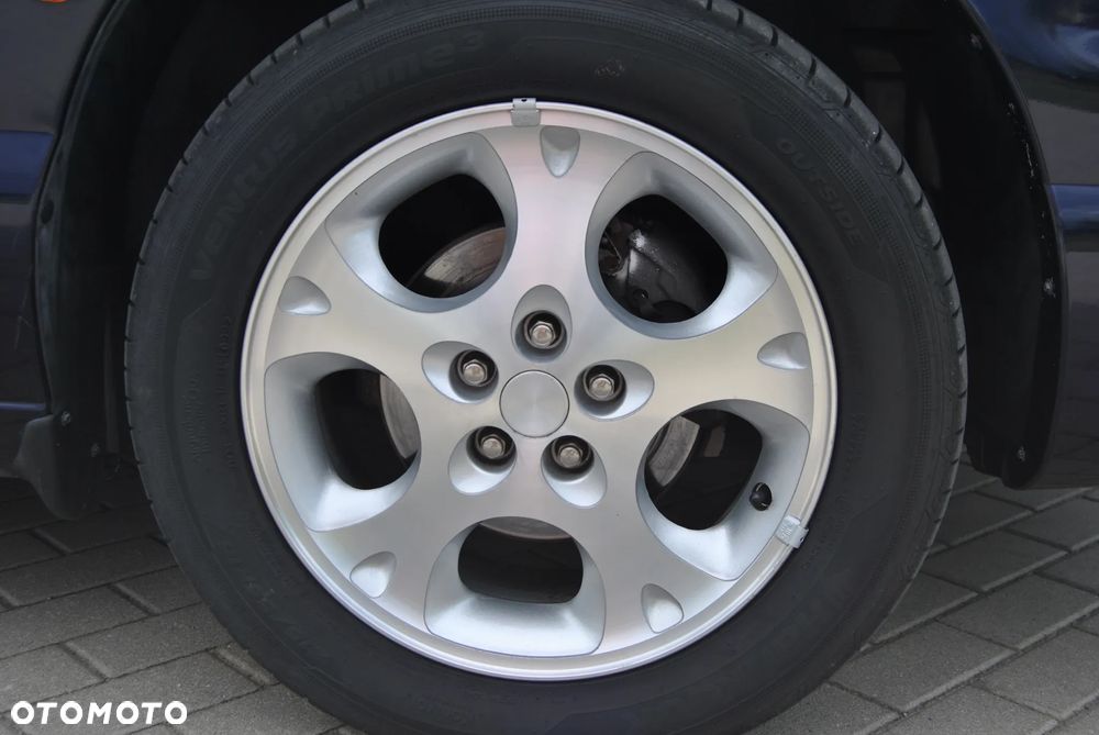 Chrysler Stratus - 32