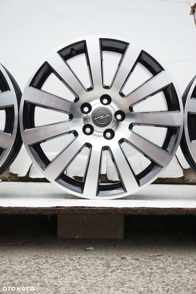 Opel 5x110 18 7,5J et41 czujniki - 7