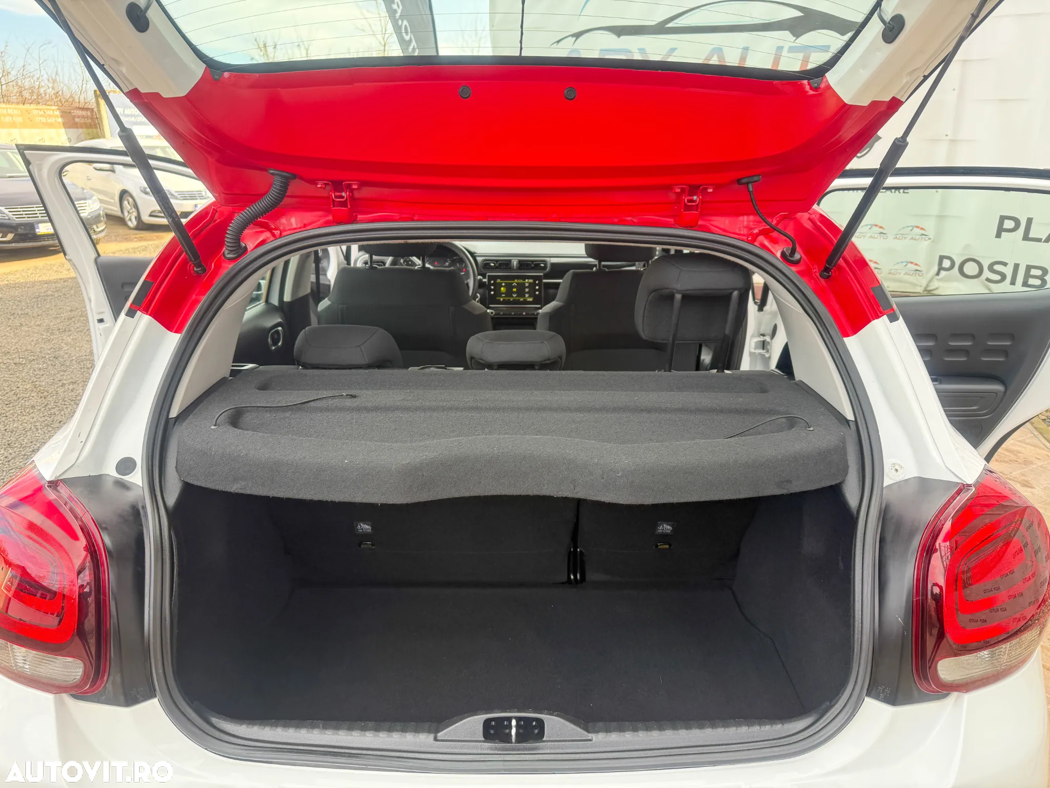 Citroën C3 1.2 PureTech BVM Shine - 14