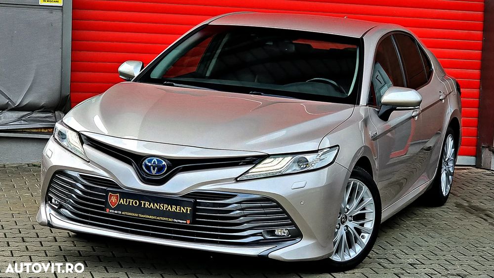 Toyota Camry 2.5 Hybrid Business - 31