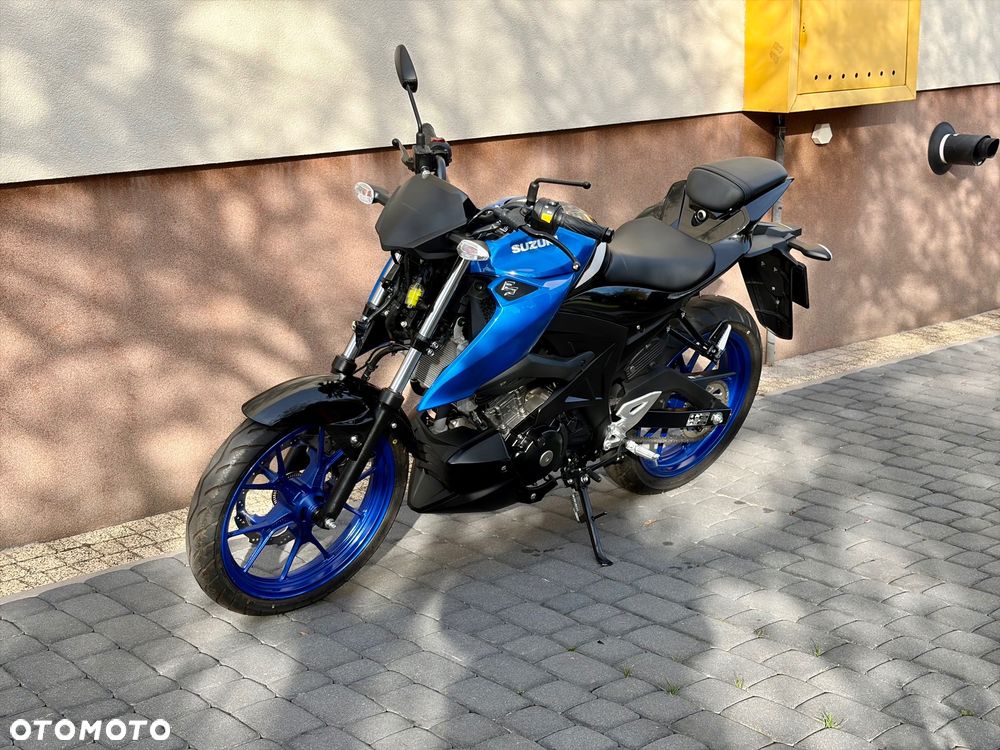Suzuki GSX - 7