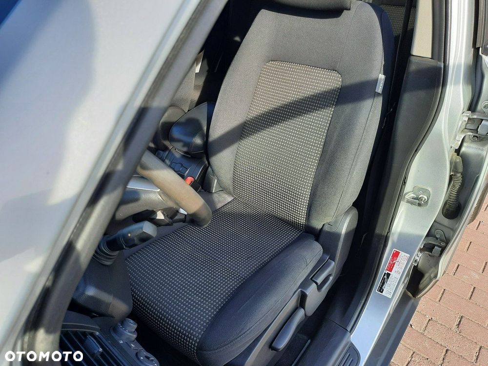 Chevrolet Captiva - 12