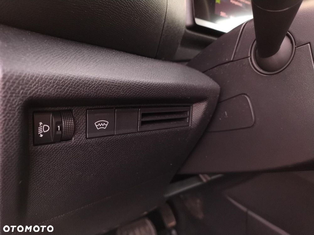 Citroën C4 1.2 PureTech Plus S&S EAT8 - 11