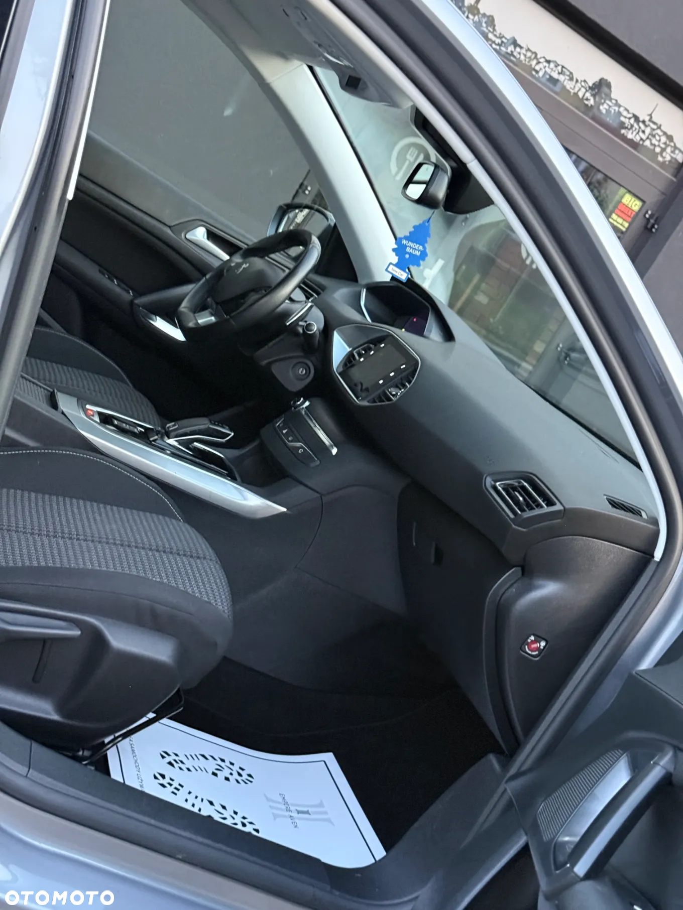 Peugeot 308 1.5 BlueHDi Active Pack Business S&S EAT8 - 23