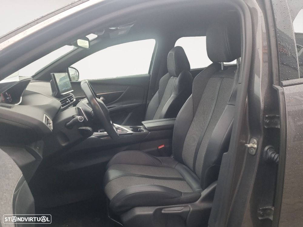 Peugeot 5008 1.5 BlueHDi Allure Pack EAT8 - 9