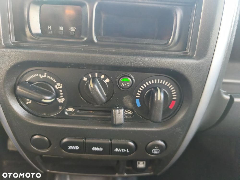 Suzuki Jimny Black&White - 15